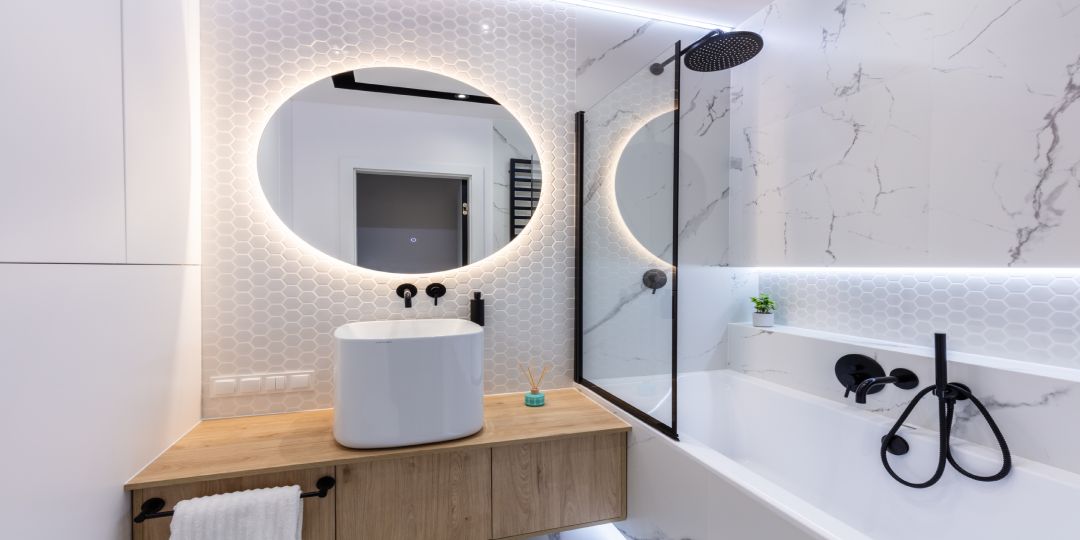 Smart Showers and Bathtubs